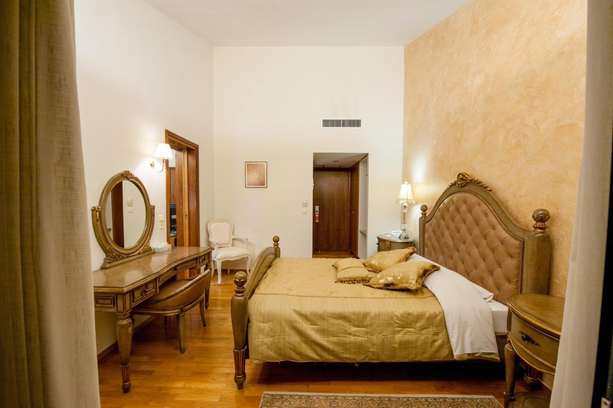 Fthia Hotel Lamia Room photo